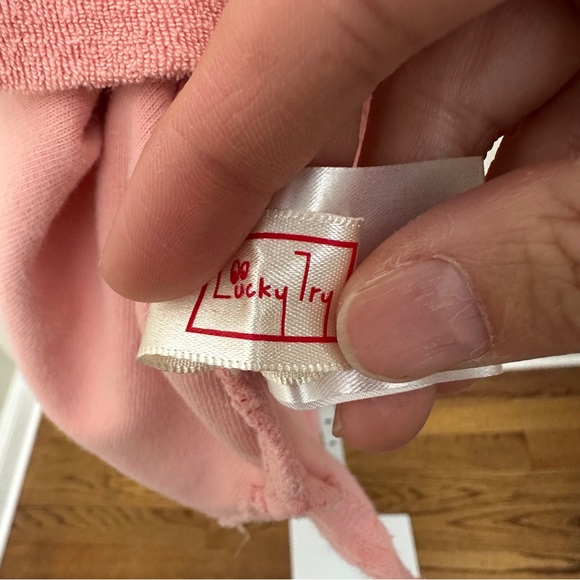 Lucky try kids sweater size 6-8 - Picture 4 of 4